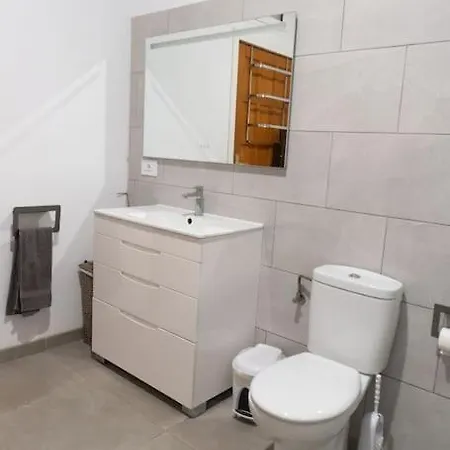 Casita Con Terraza En Tajuya El Paso