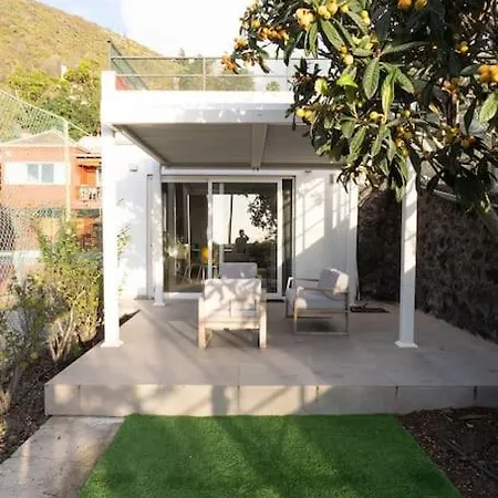 Casita Con Terraza En Tajuya * El Paso